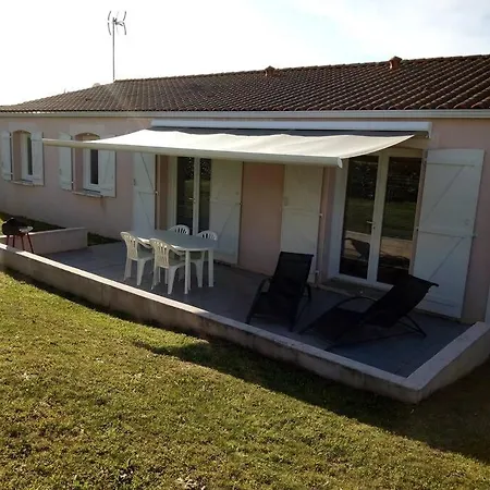 Maison De Vacances 3 Chambres A 900 M De La Mer Vakantiehuis Saint-Vincent-sur-Jard